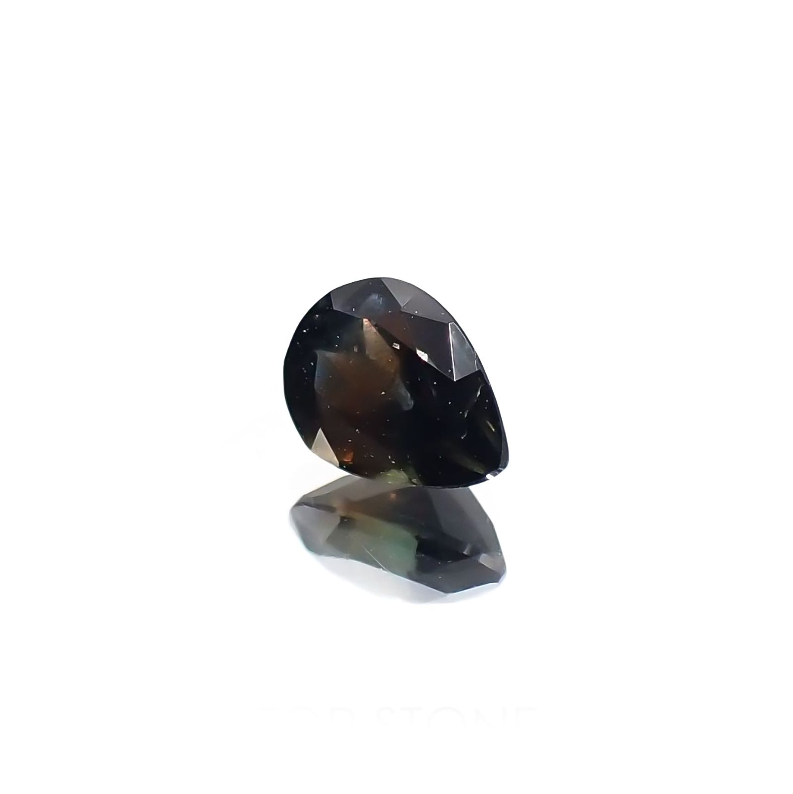 ゴールドシーンサファイア 非加熱(宝石名シーン・サファイア) ケニア産 識別済 0.46ct / 5.4x3.9mm前後 [260812068]