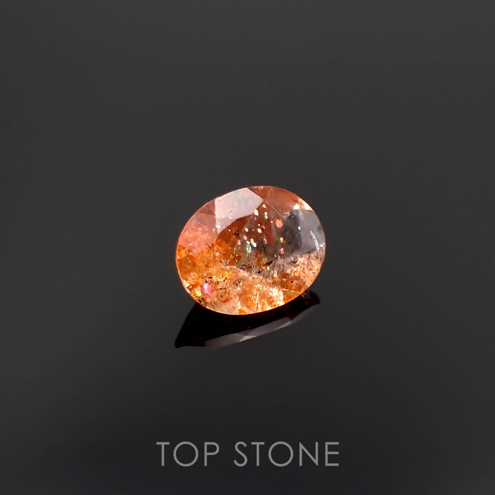 イリュージョンサンストーン(宝石名フェルドスパー)タンザニア産 1.42ct 識別済[230120116]9x6.9mm前後