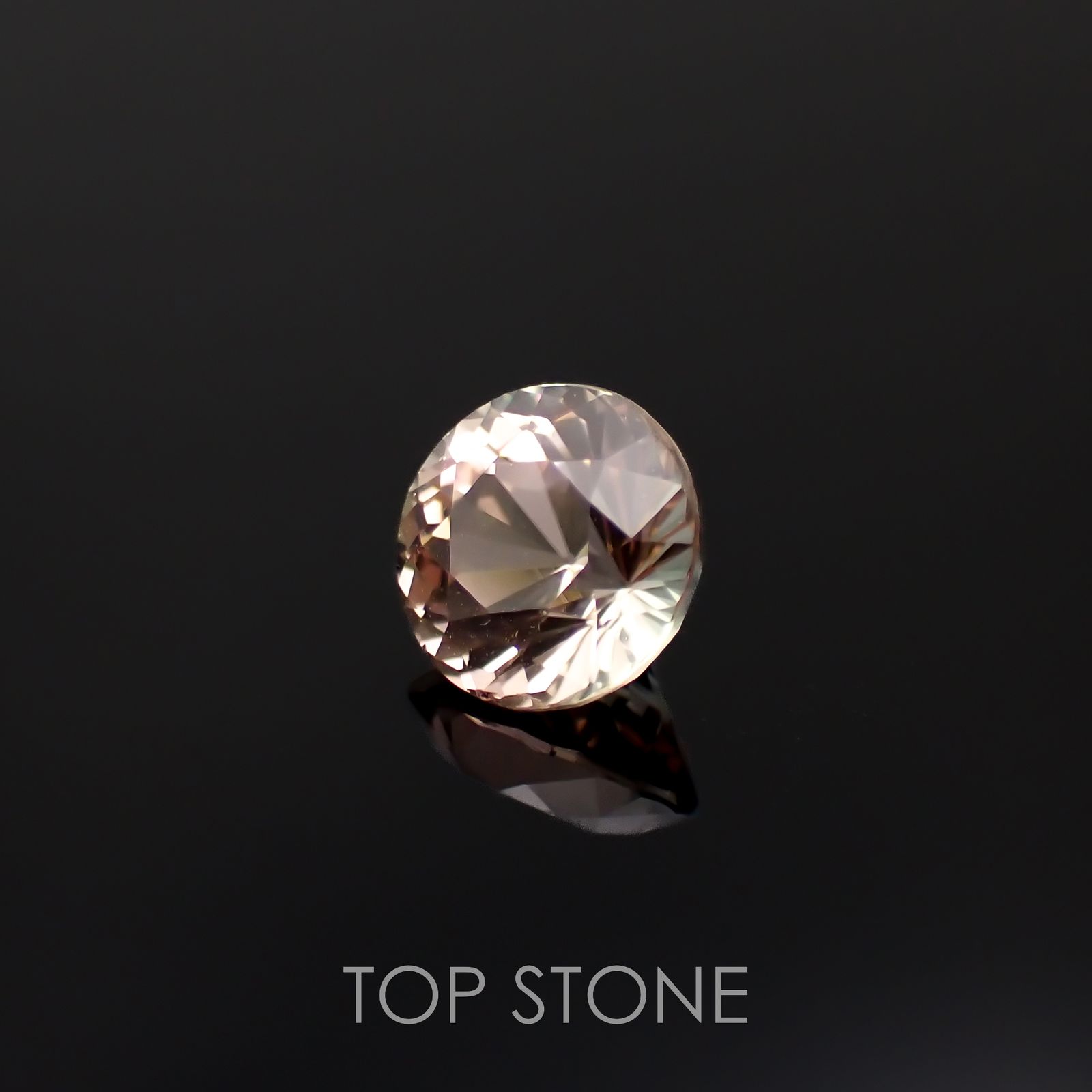 バイカラートルマリン(宝石名トルマリン)ルワンダ産 1.69ct 識別済[221119008]7.5x7.4mm前後