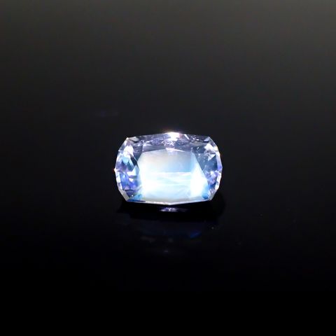 ◇カスタムカット◇レインボームーンストーン マダガスカル産 1.58ct [250229843]8.8x6mm前後