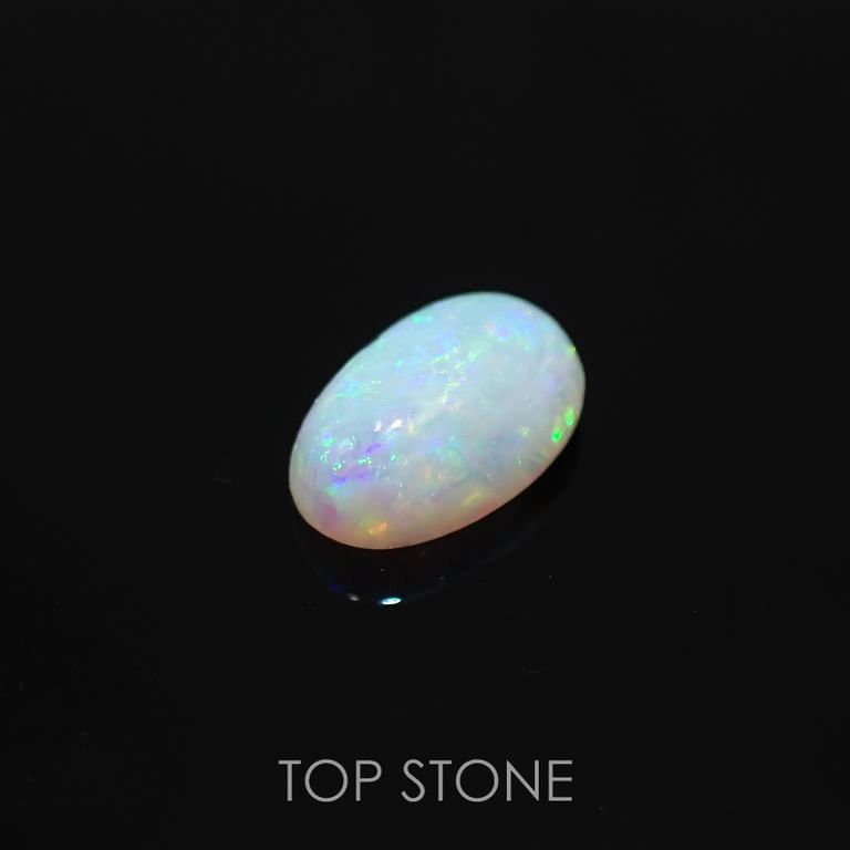 オパール(宝石名ホワイト・オパール)オーストラリア産 1.015ct ソ付[220717005]8.7x5.8mm前後