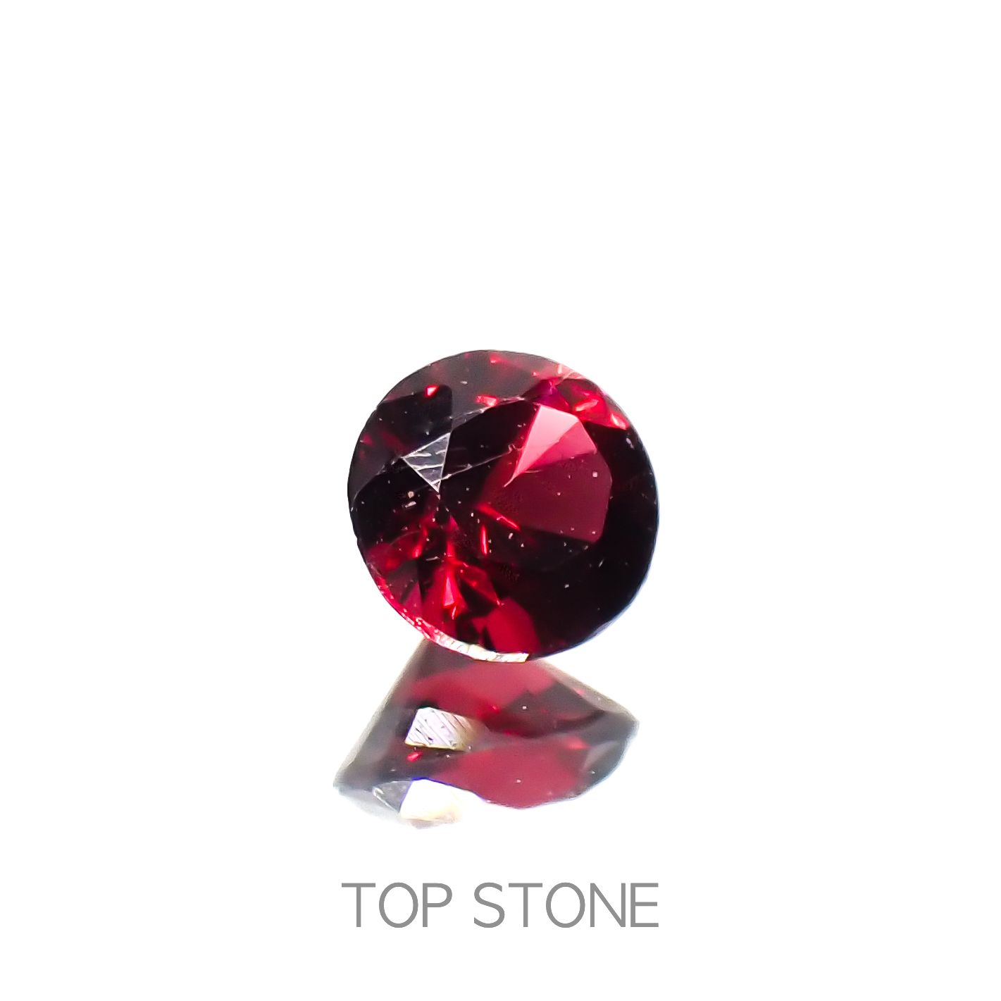 レッドスピネル ビルマ/マダガスカル産 0.21ct[230220548]3.6x3.5mm前後