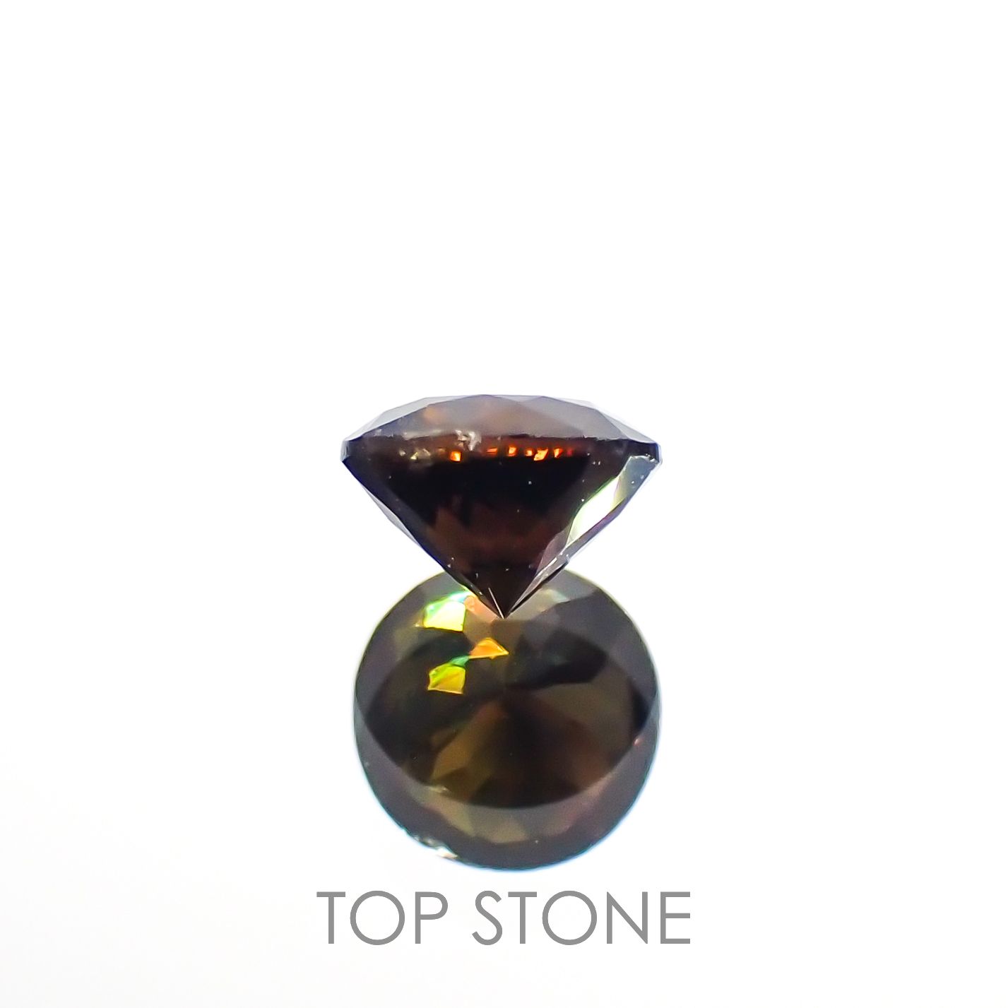 エピドート(宝石名エピドート)タンザニア産 0.31ct 識別済[221018699]4.1x4.1mm前後