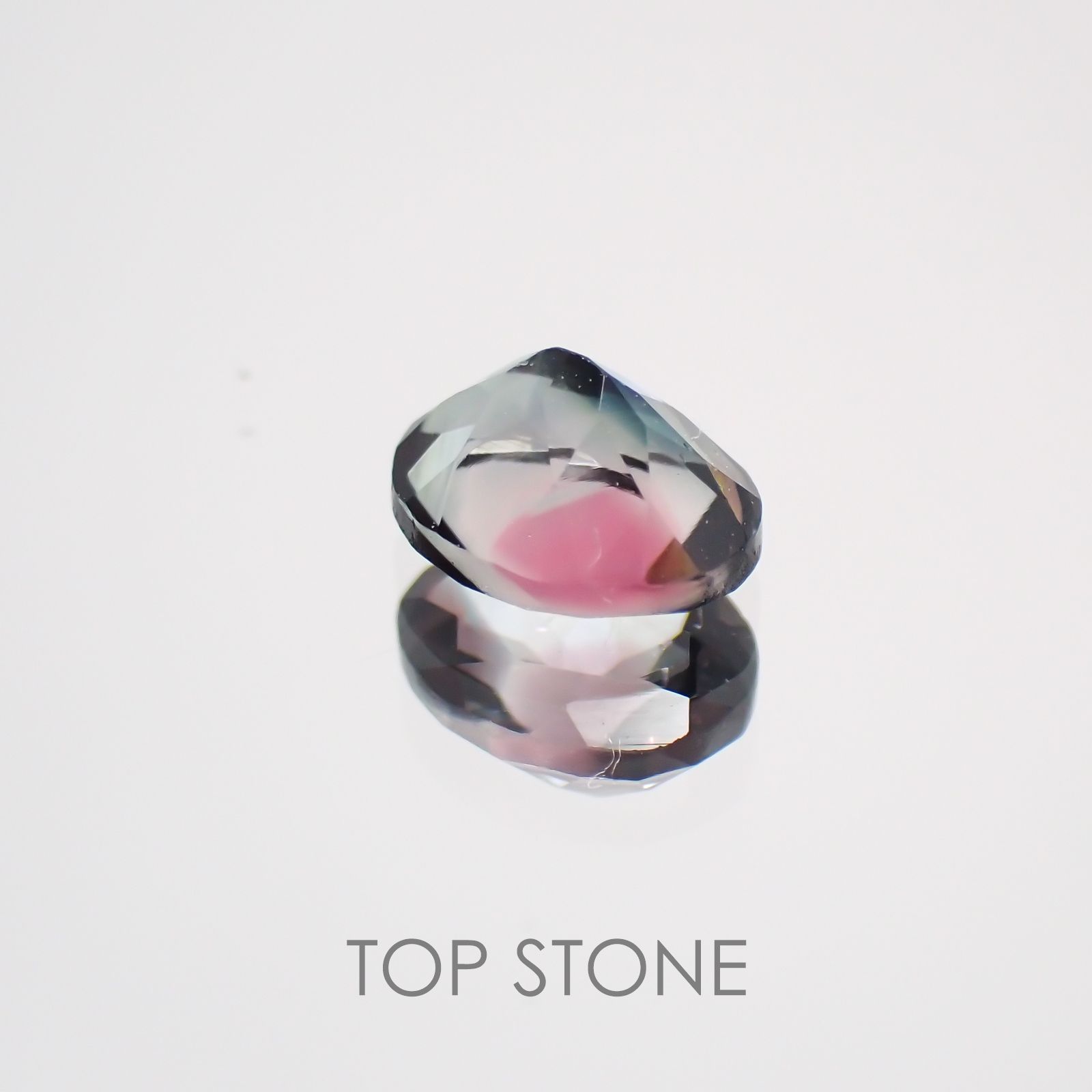 バイカラートルマリン ブラジル・アフリカ産 ルース 0.38ct[210410457]5×4mm前後