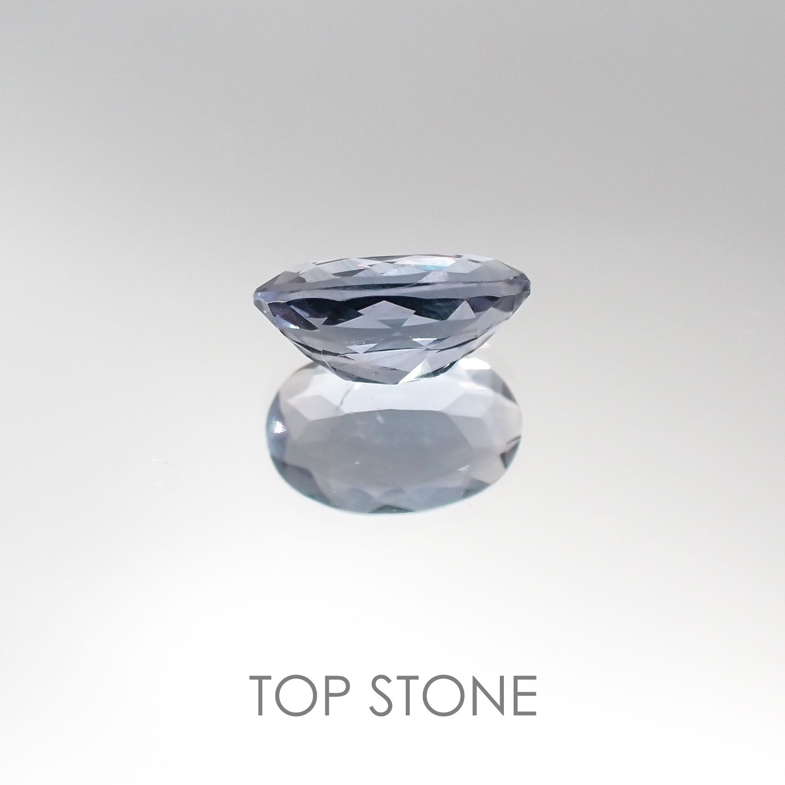 カラーチェンジフローライト ブラジル産 ルース 2.17ct[20095834]10.2×6.8mm前後