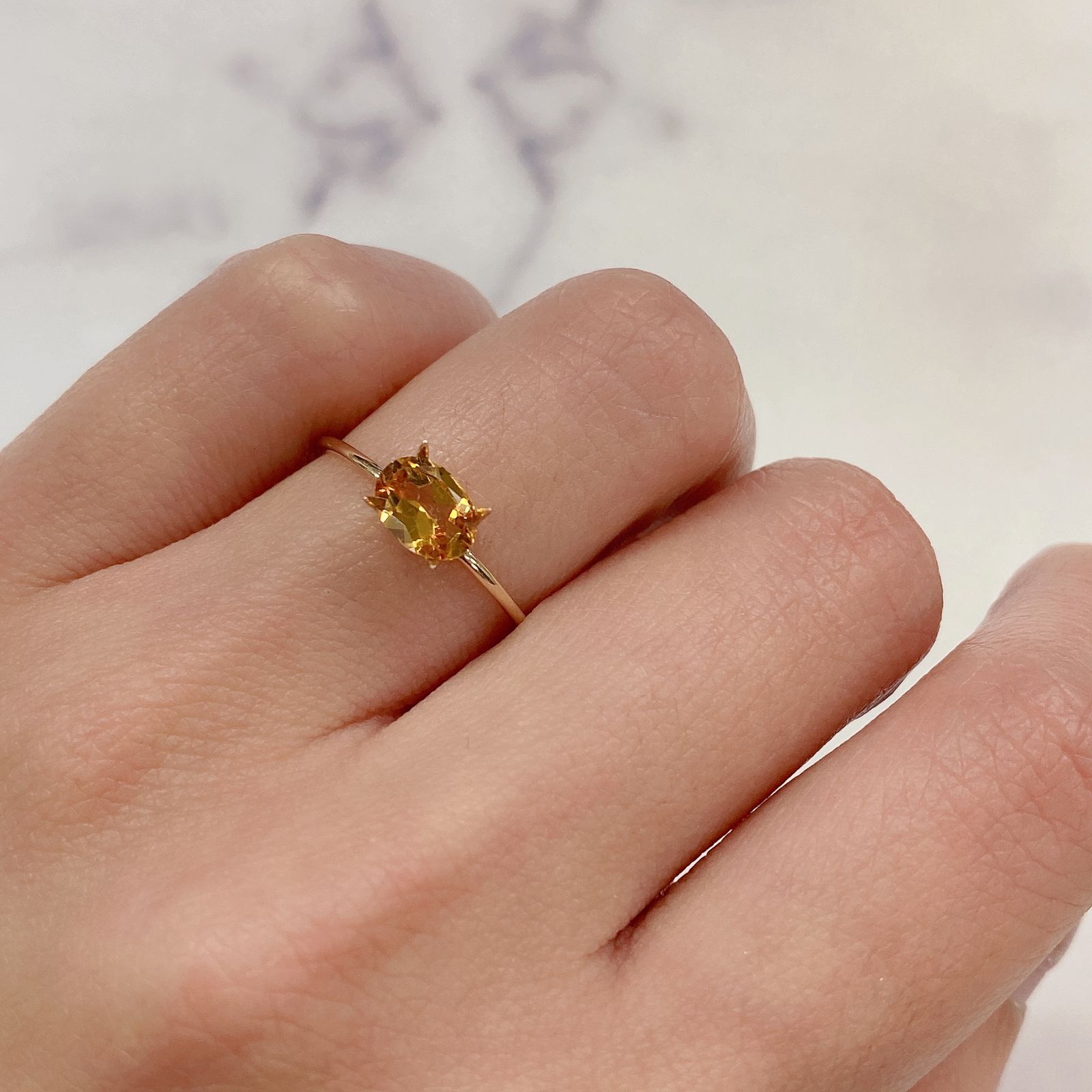 インペリアルガーネット(ヘソナイト)(宝石名ガーネット) スリランカ産 0.71ct 識別済[20128788]6.8×5mm前後