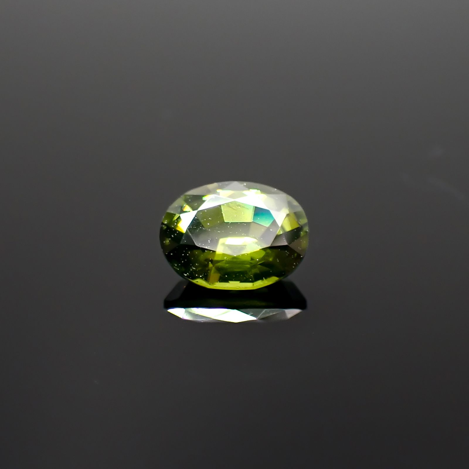 グリーンジルコン スリランカ/カンボジア産 1.08ct[240929088]7x5.4mm前後