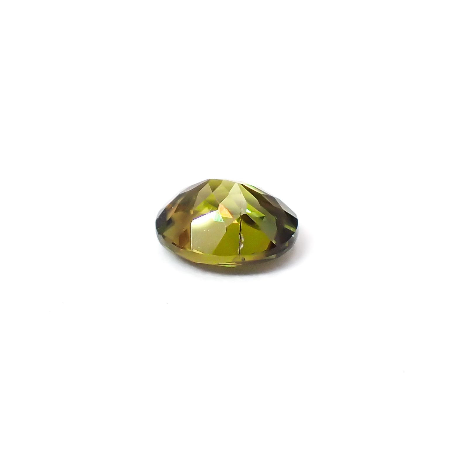 カラーチェンジスフェーン パキスタン産 0.51ct / 5.3x4.6mm前後 [260632435]