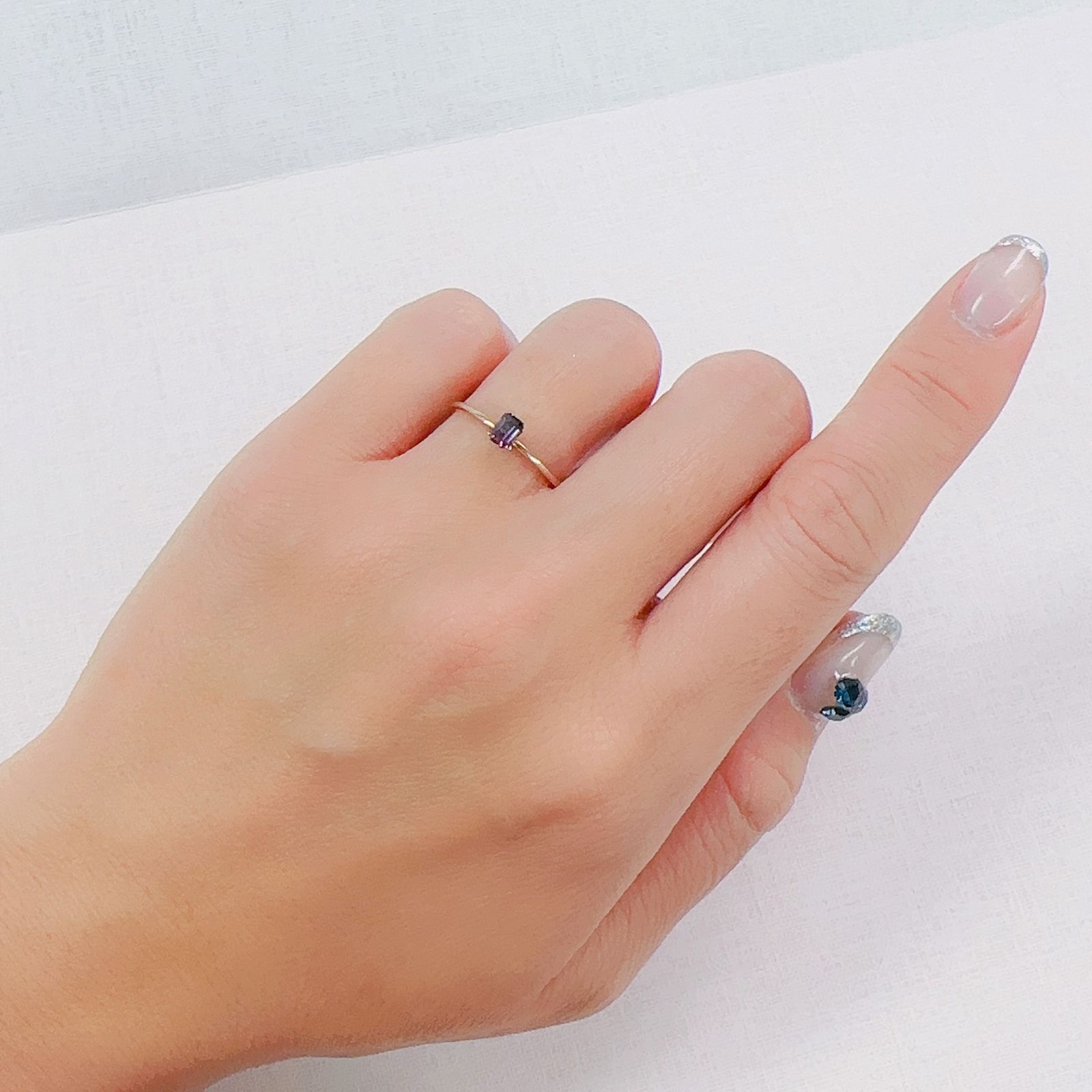 バイカラーサファイア(宝石名バイカラー・サファイア)タンザニア産 0.32ct 識別済[230622378]4x2.9mm前後