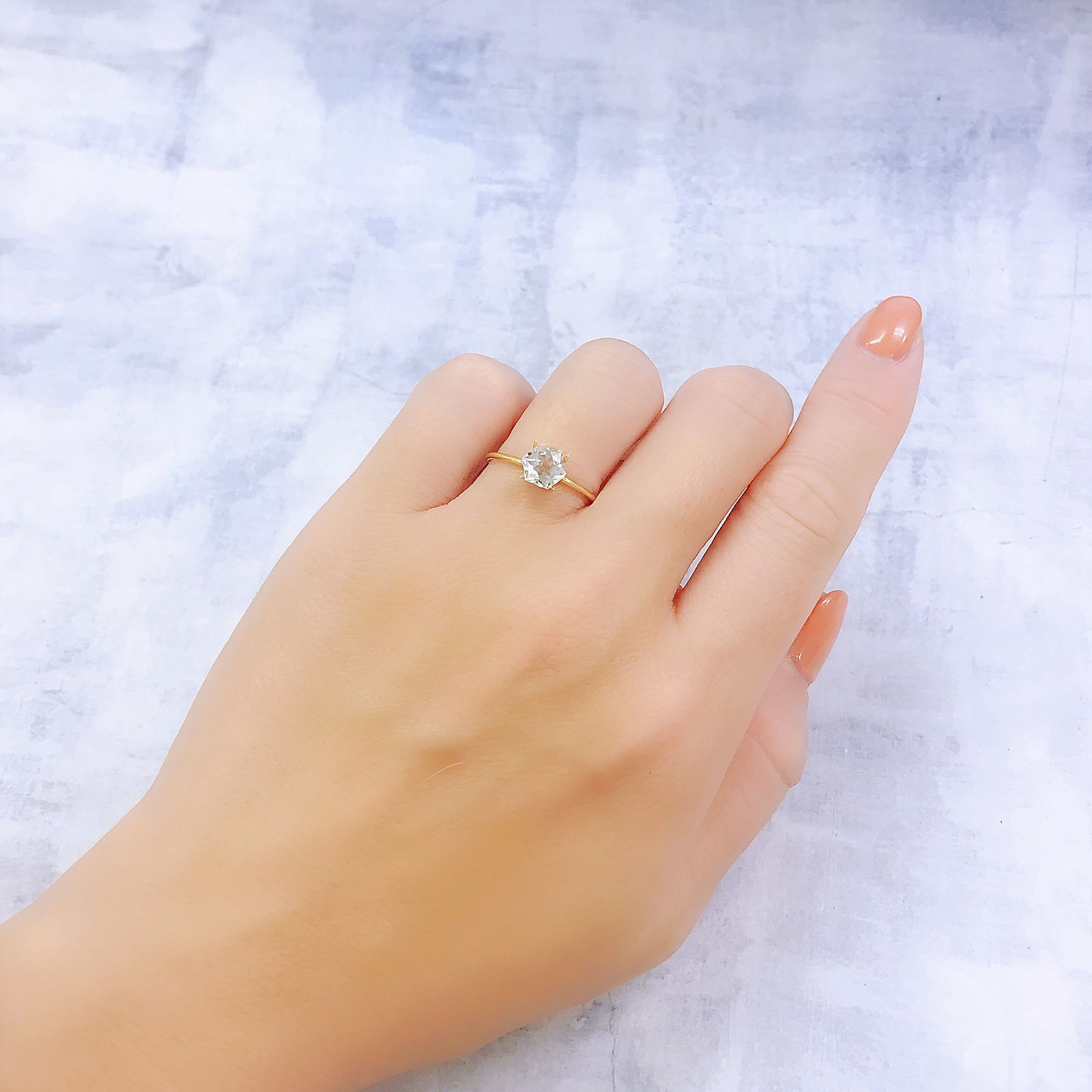 ◇ヘキサゴンカット◇ホワイトトパーズ ブラジル産 1.12ct[221018498]6x6mm前後