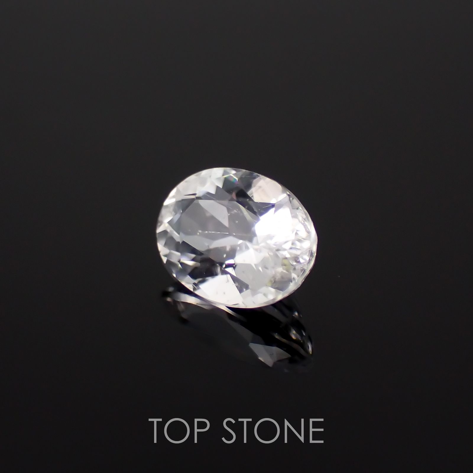 フェナカイト(宝石名フェナカイト)マダガスカル/ブラジル産 0.64ct 識別済[221119136]6.5x4.7mm前後