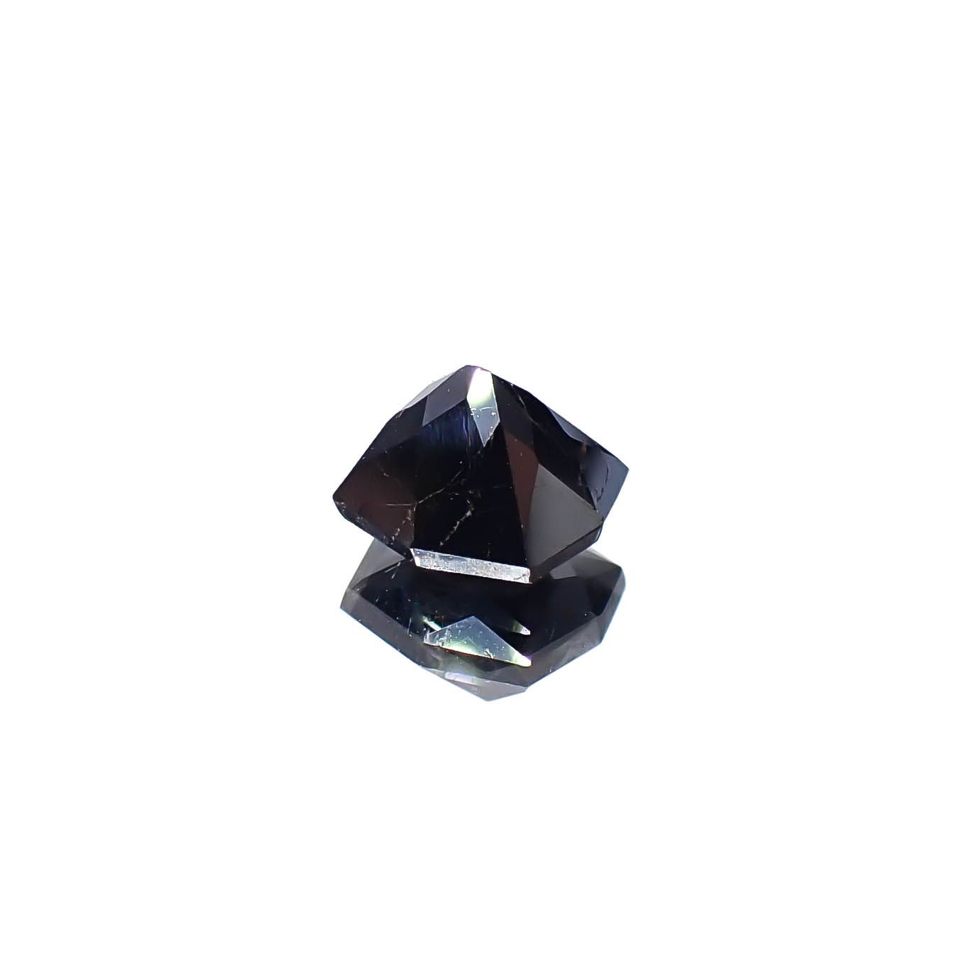 ◇カスタムカット◇ルチル単結晶 ブラジル産 2.32ct / 7.5x6.7mm前後 [251031273]