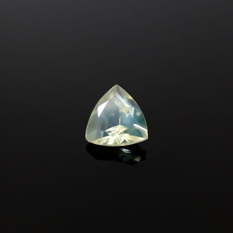 クリソベリルキャッツアイ スリランカ産 0.24ct [250329929]4x3.9mm前後