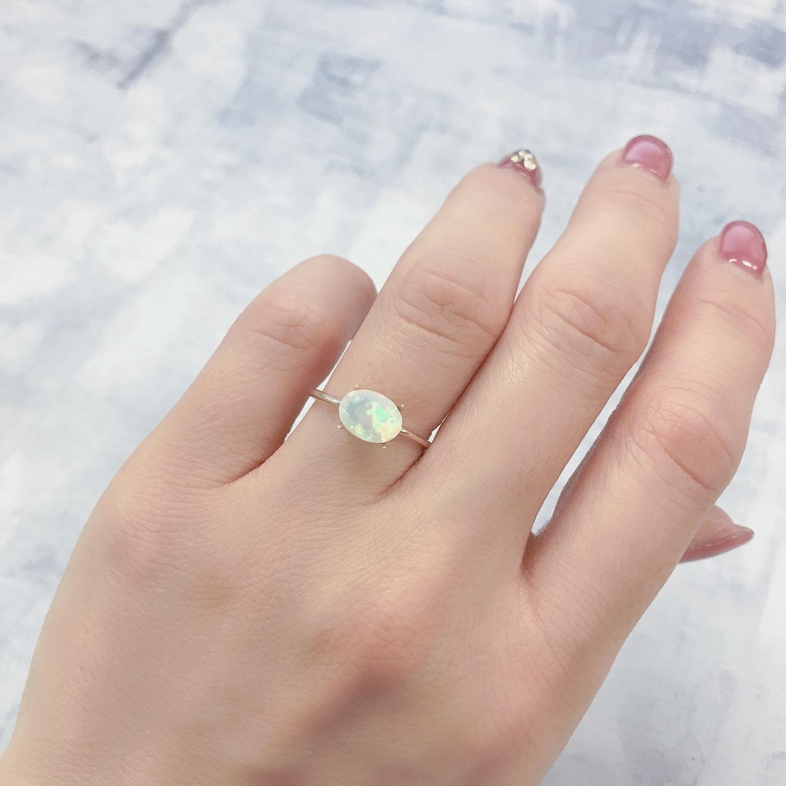 エチオピアオパール(宝石名オパール)エチオピア産 0.66ct 識別済[220114789]8x5.9mm前後