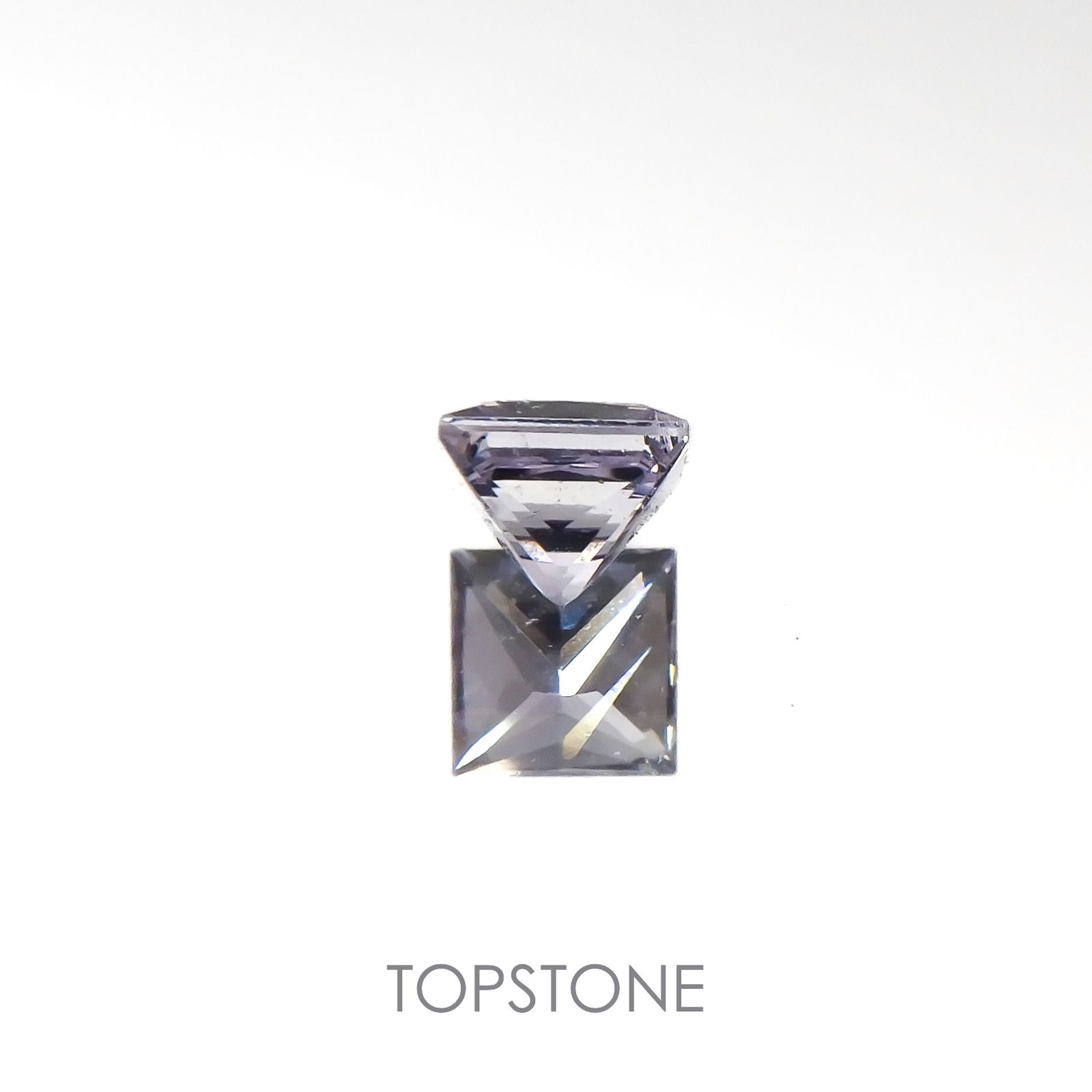 ◇プリンセスカット◇アイスラベンダーサファイア(宝石名サファイア)東アフリカ産 0.18ct 識別済[220817375]2.9x2.9mm前後