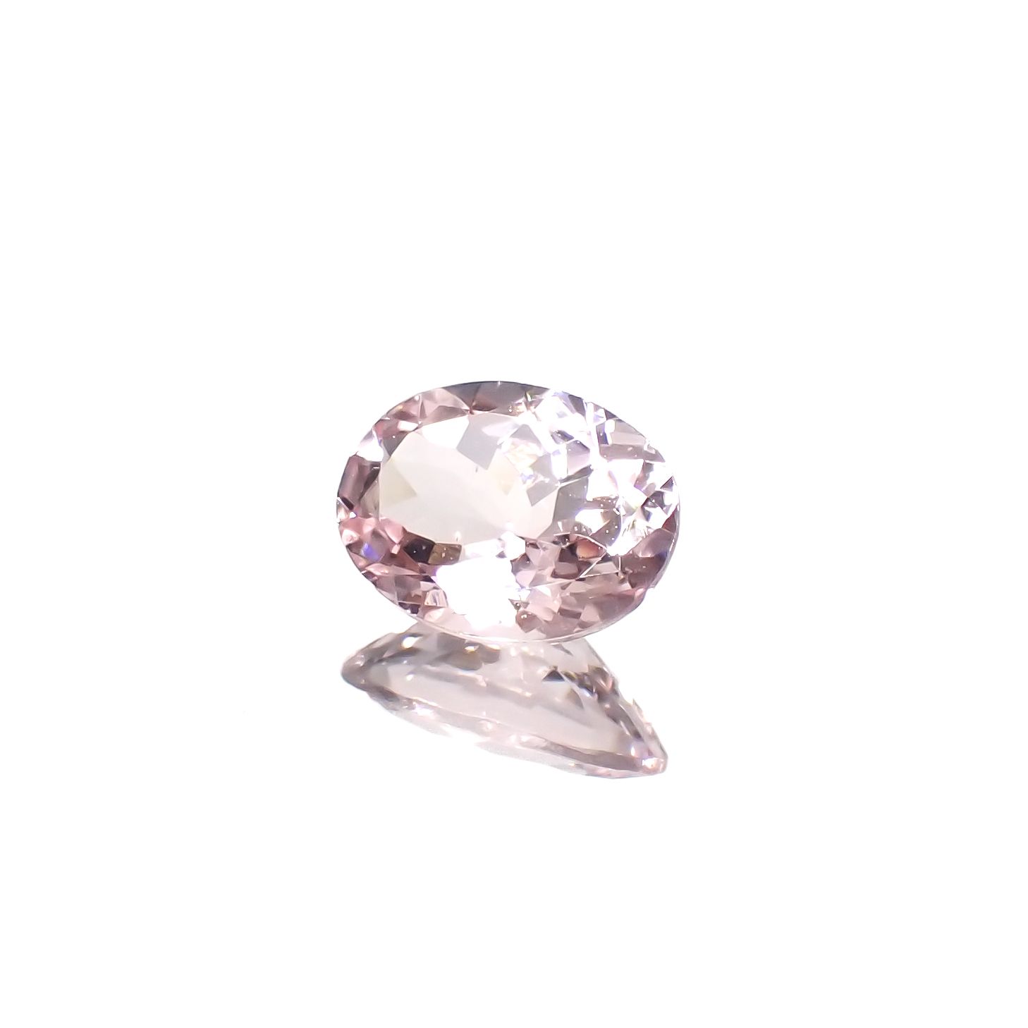 モルガナイト ブラジル産 1.04ct[230421787]8.1x6.2mm前後