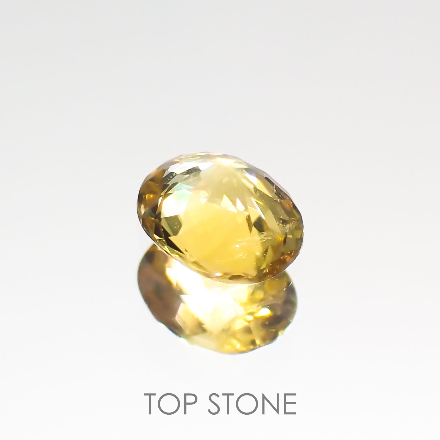 コンドロダイト(宝石名コンドロダイト) パキスタン産 0.245ct ソ付(CGL)[21049590]4.4×3.5mm前後