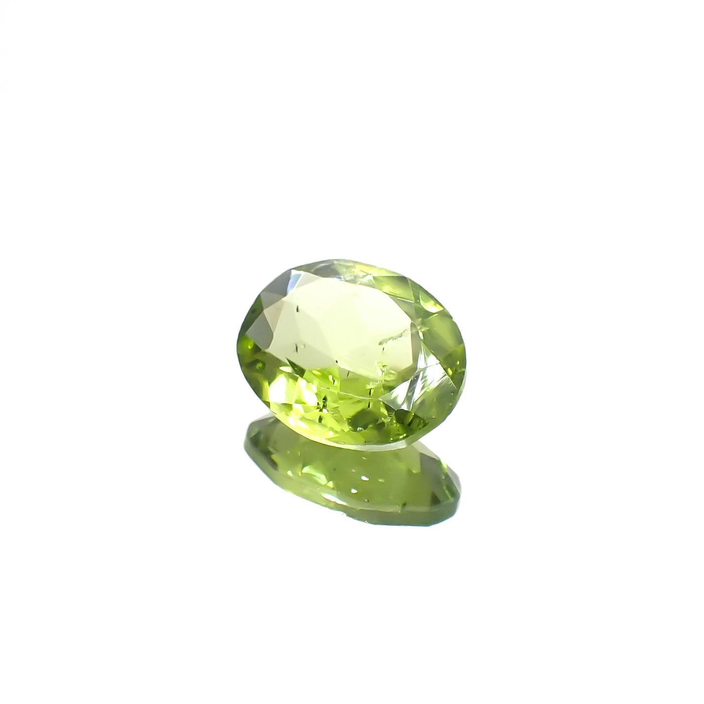 ブラックリリーパッドペリドット アメリカ・アリゾナ州産 2.26ct [231224609]10.2x8mm前後