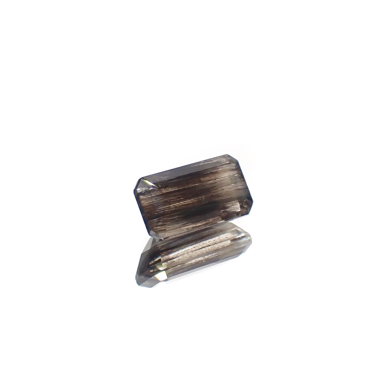 レインボースキャポライト ブラジル産 1.47ct [240326866]8.9x5mm前後