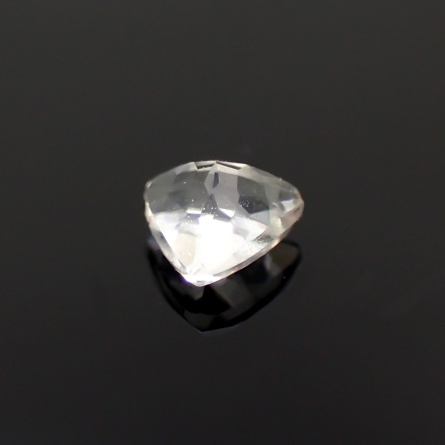 リューコガーネット ビルマ産 0.16ct[230923369]3.1x3.2mm前後
