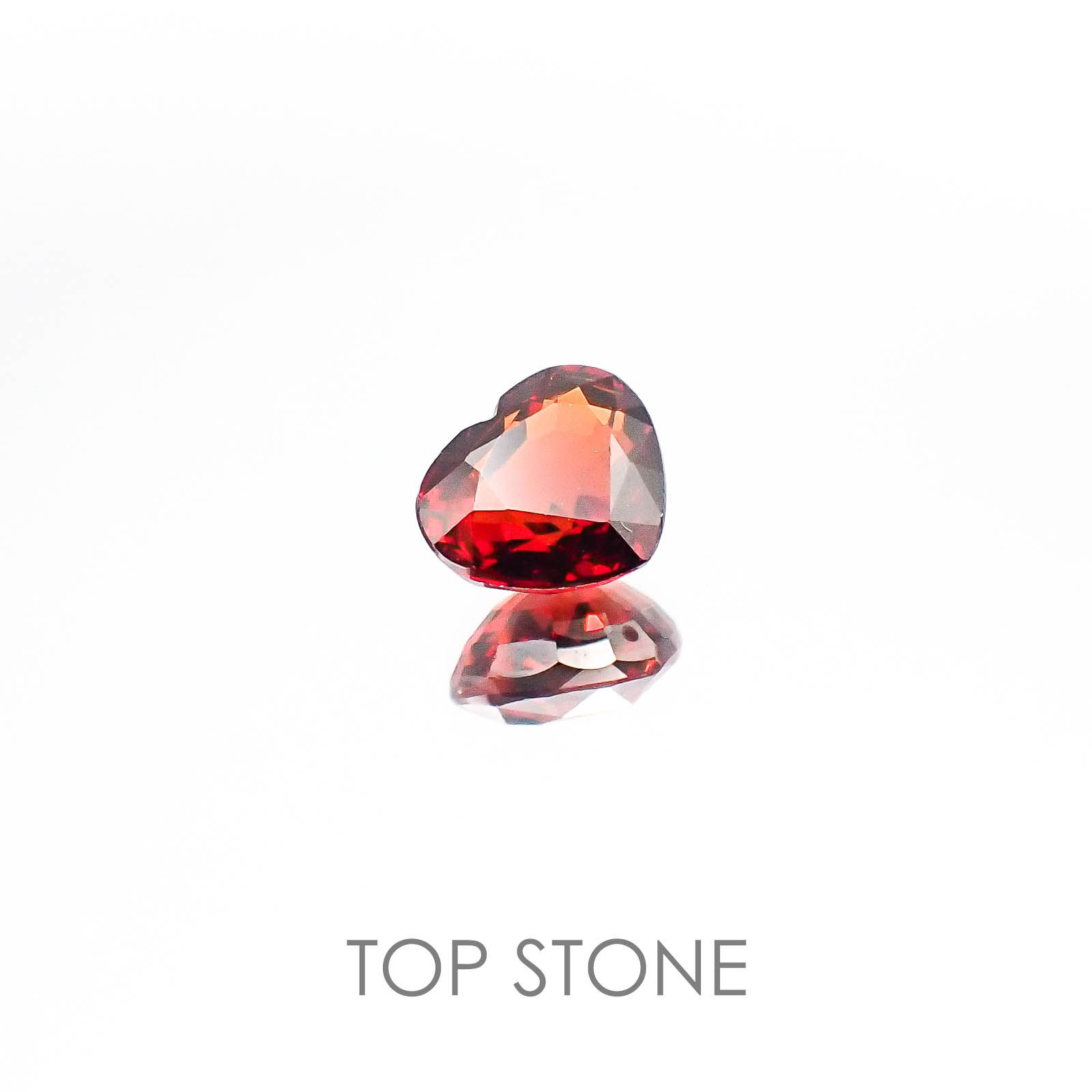 アルマンディンスペサルティンガーネット マダガスカル産 ルース 2.03ct[20073710]6.7×7.6mm前後