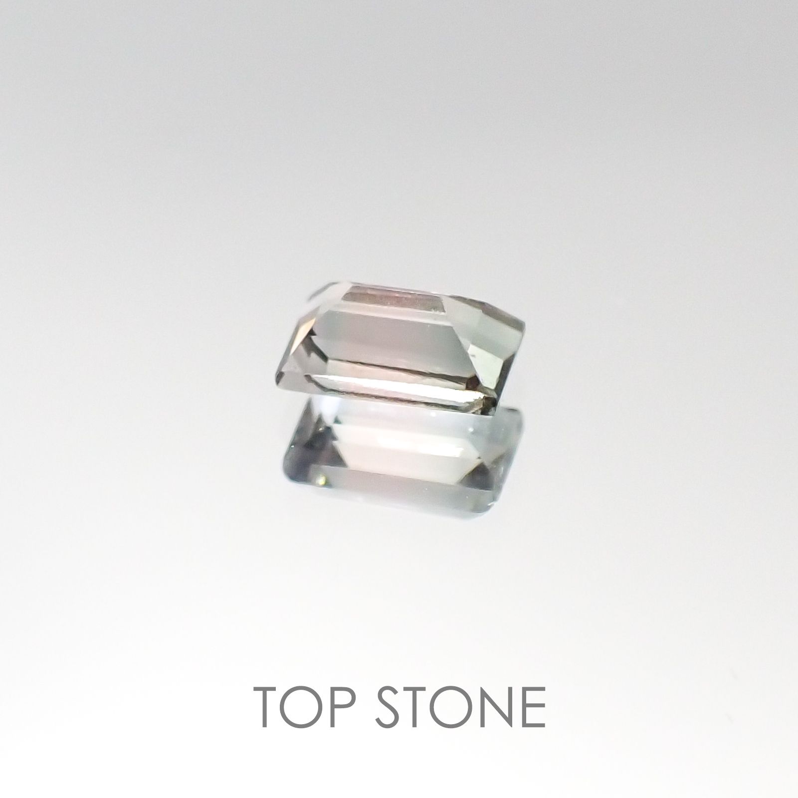 バイカラートルマリン ブラジル産 ルース 0.36ct[20095663]5.1×2.9mm前後