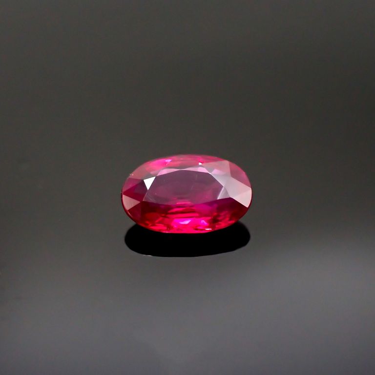 ルビー /Minor Residues(宝石名ルビー)ビルマ・モゴック産 0.70ct GIA 