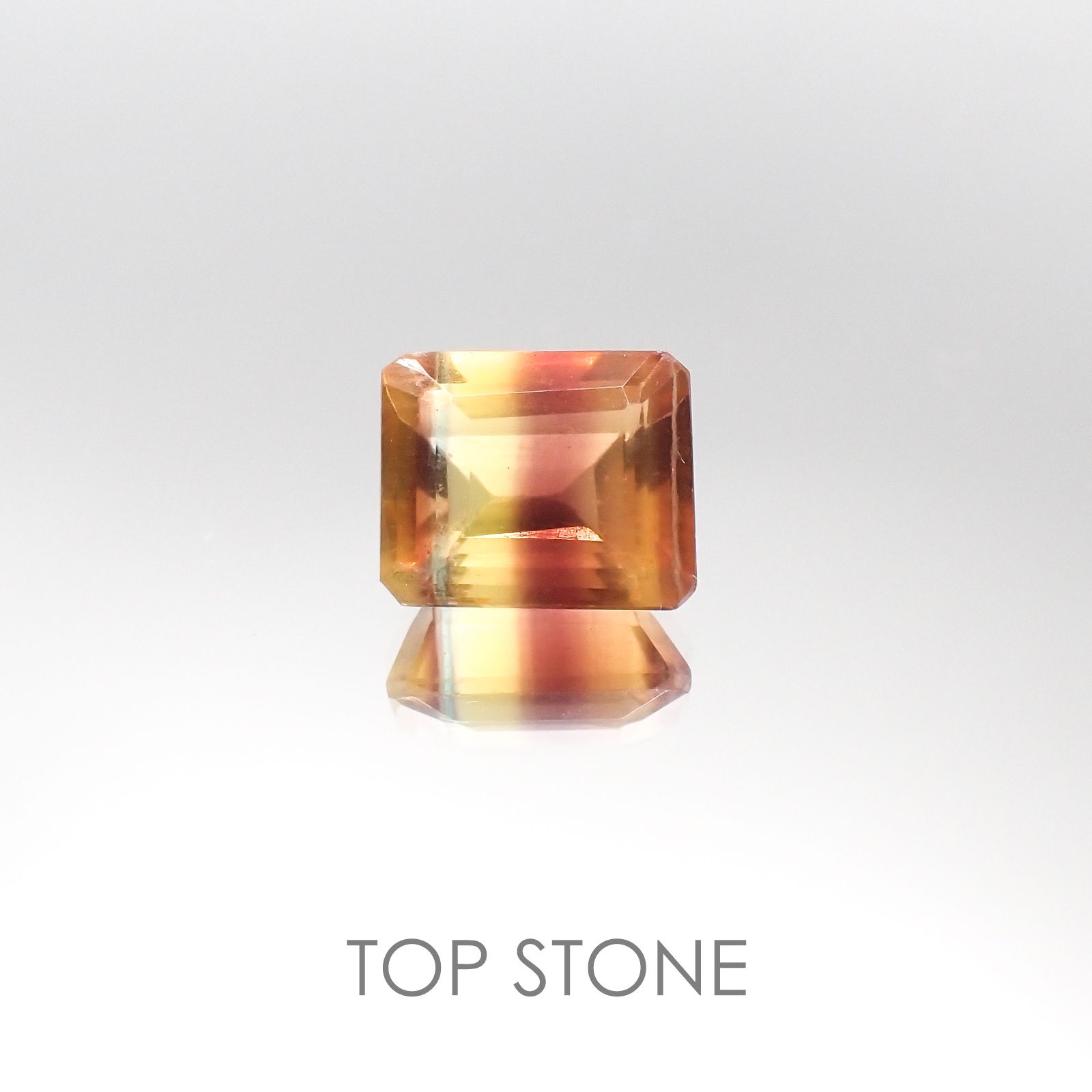 バイカラーフローライト ブラジル産 ルース 4.31ct[20095590]9.8×8mm前後