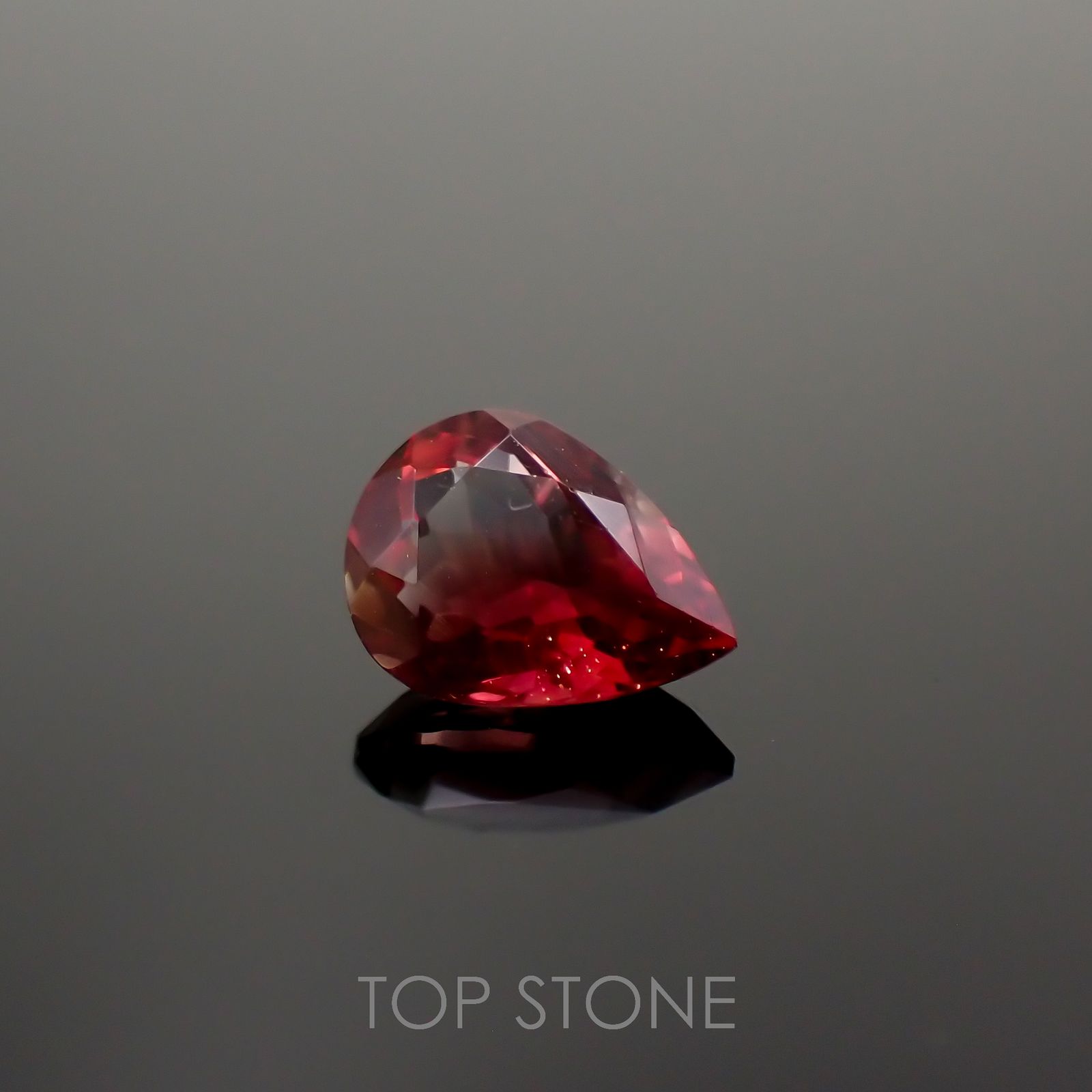 オレゴンサンストーン アメリカ・オレゴン州産 0.90ct[221018710]7.8x5.8mm前後