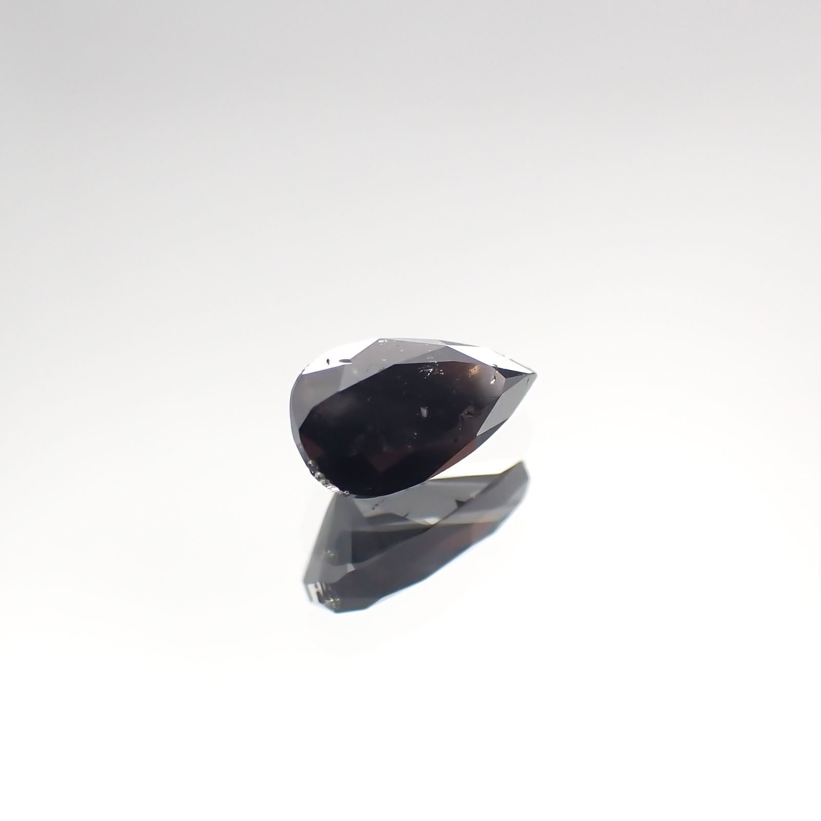 ブラックダイヤモンド(宝石名ダイアモンド) ジンバブエ産 0.55ct 識別済[210812804]6.7×3.7mm前後