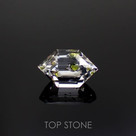 ◇カスタムカット◇オイルインクォーツ パキスタン産 0.86ct[221018545]7.9x5mm前後