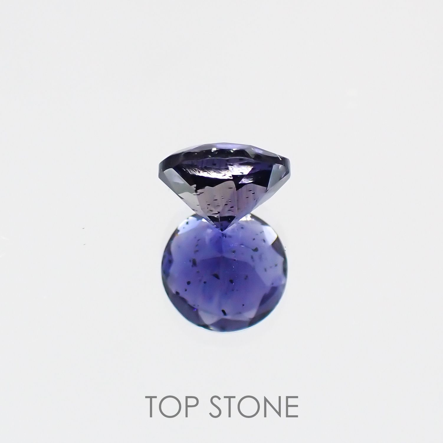 アイオライトサンストーン インド・ブラジル産 ルース 0.39ct[210611097]5×5mm前後