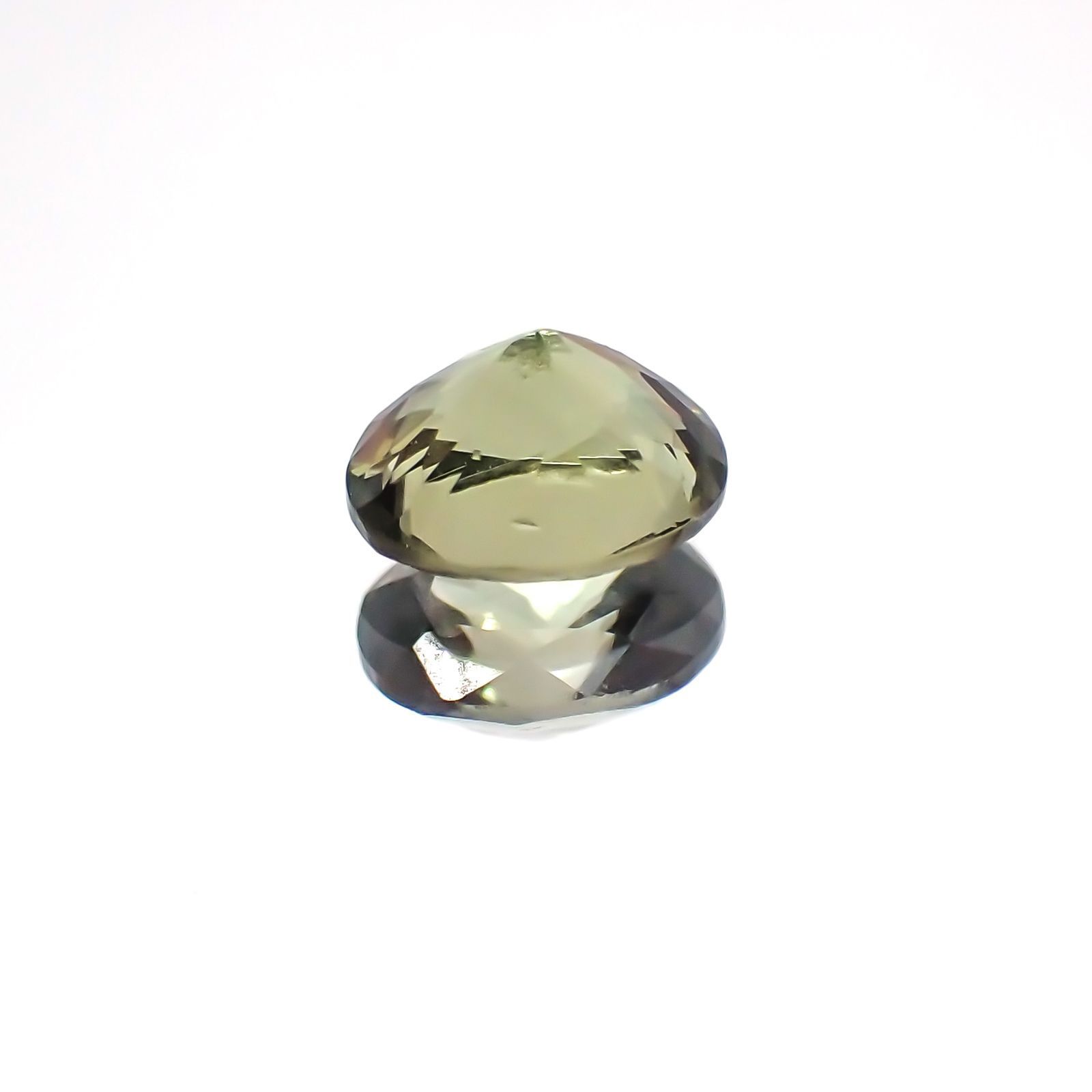 イエローグリーンサファイア 非加熱(宝石名サファイア)タンザニア産 0.49ct 識別済[231124230]5.1x4mm前後
