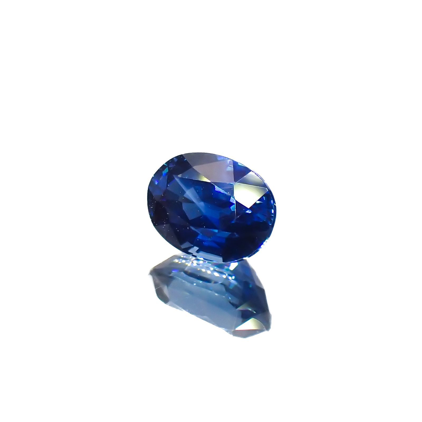 サファイア(宝石名サファイア)スリランカ/マダガスカル産 0.79ct 識別済[230120241]6x4.3mm前後