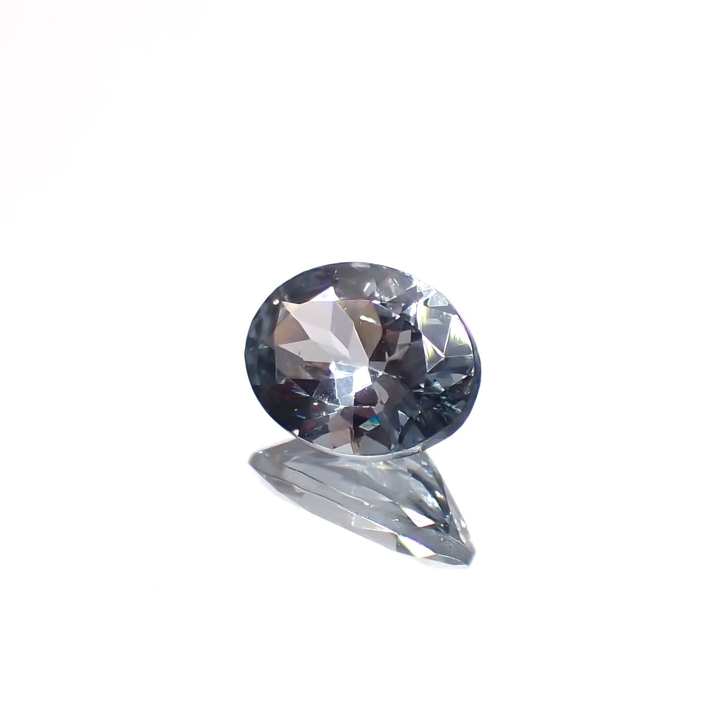 グレースピネル タンザニア産 0.85ct[230421551]7x5.1mm前後