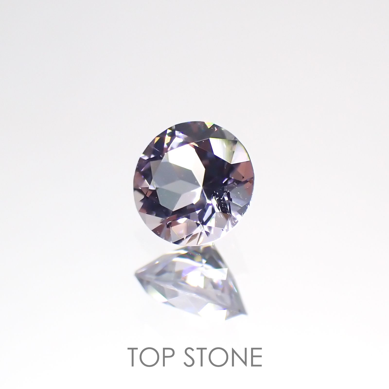 マリアライトフルオレッセンス(宝石名パープル・スキャポライト) スリランカ産 0.18ct 識別済[21049564]4×4mm前後