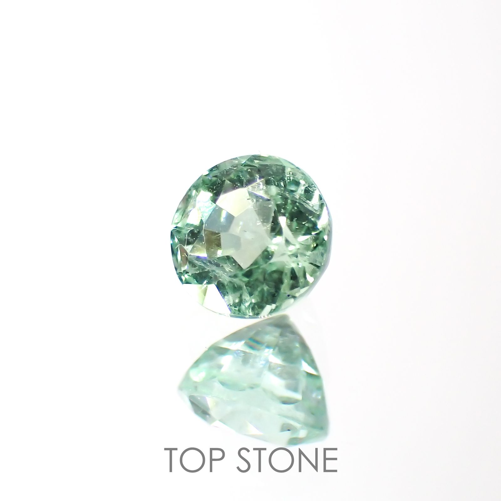 ミントトルマリン(宝石名グリーン・トルマリン) アフガニスタン産 0.39ct 識別済[211013614]4.2×4.2mm前後