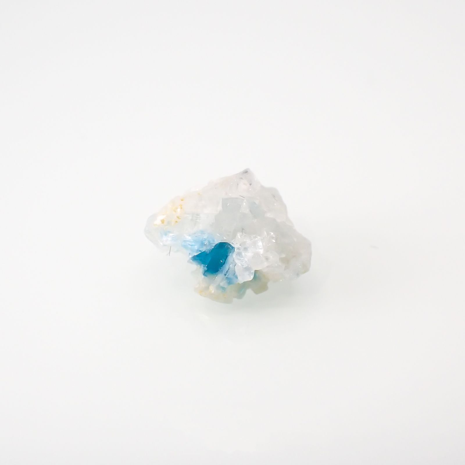 ユークレース 原石 ブラジル産 2.80ct[220515758]10x8mm前後