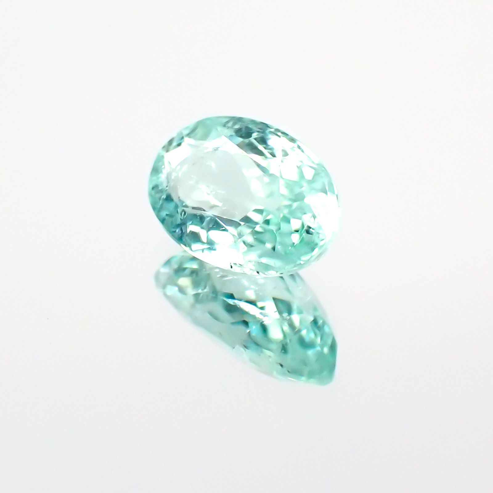 パライバトルマリン モザンビーク産 ルース 1.11ct[20127742]8×5.2mm前後