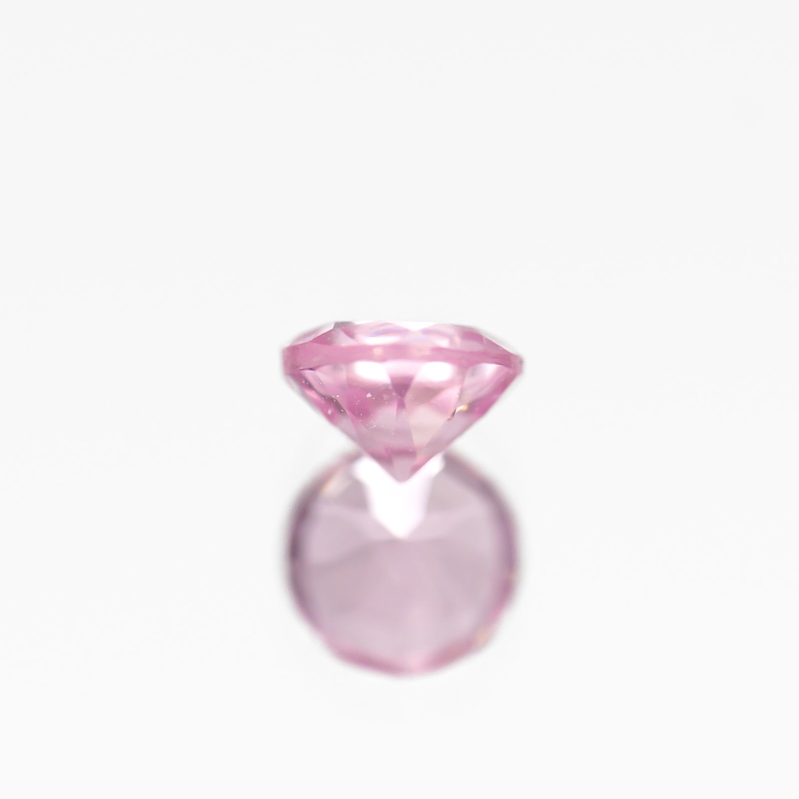 シルキーピンクスピネル タンザニア産 0.30ct[230421559]3.9x3.9mm前後