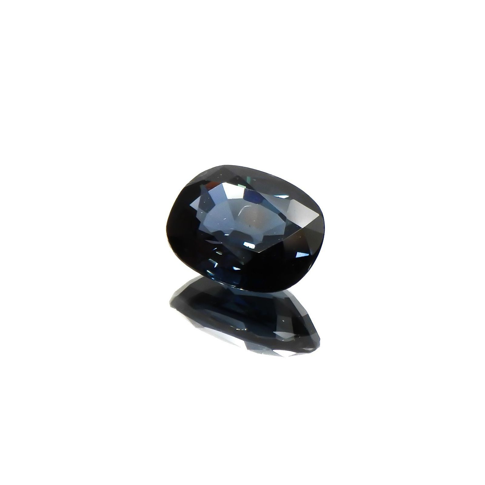 コバルトブルースピネル(宝石名ブルー・スピネル)スリランカ産 ソ付(日独) 1.243ct / 7.47x5.61mm前後 [260717494]