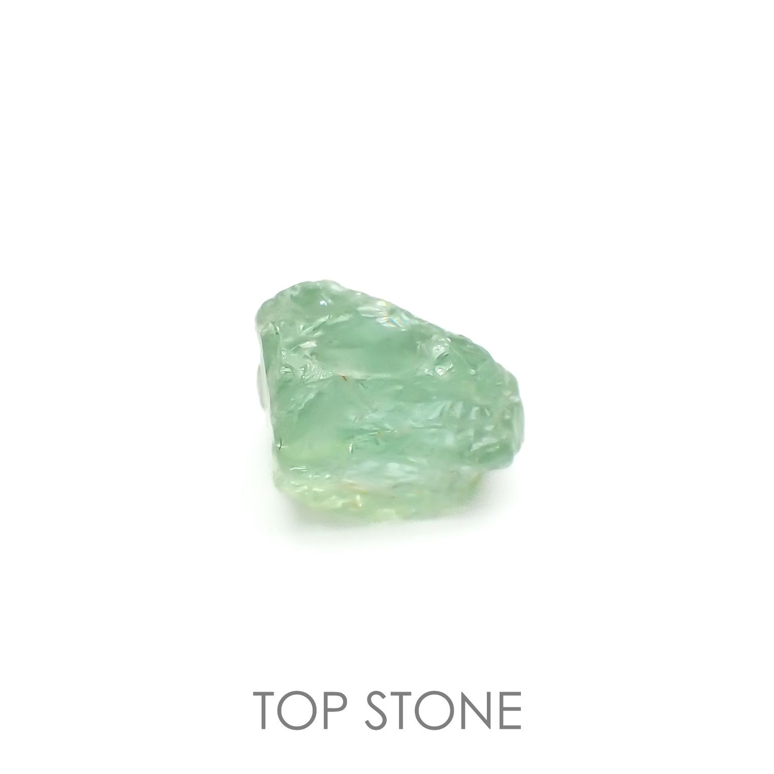 バナジウムコーネルピン原石(宝石名コーネルピン)タンザニア・タンガ州産 3.65ct 識別済[220716909]7.9x8.8mm前後