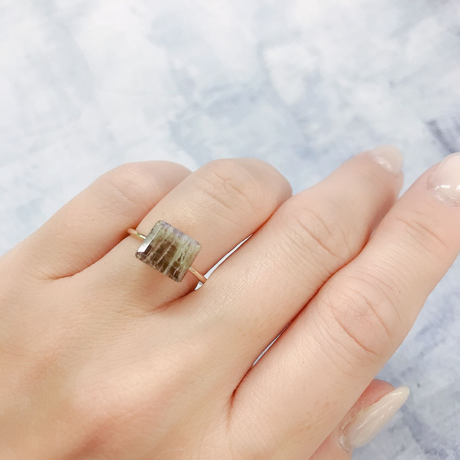 ゼブラトルマリン ブラジル産 2.81ct[220515927]8.9x7.7mm前後