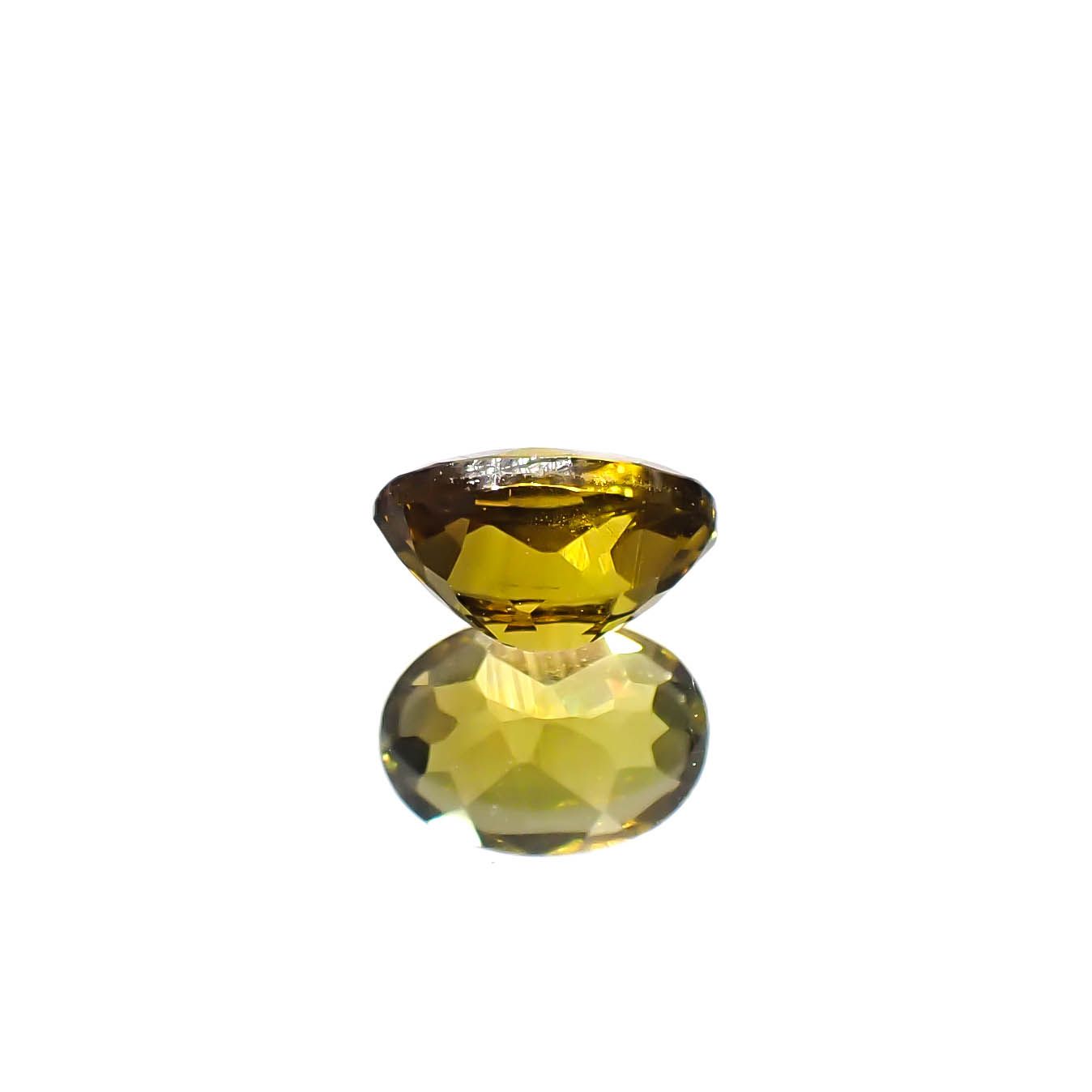 クリノゾイサイト(宝石名クリノゾイサイト)パキスタン産 0.63ct 識別済[250630592]6x4.3mm前後