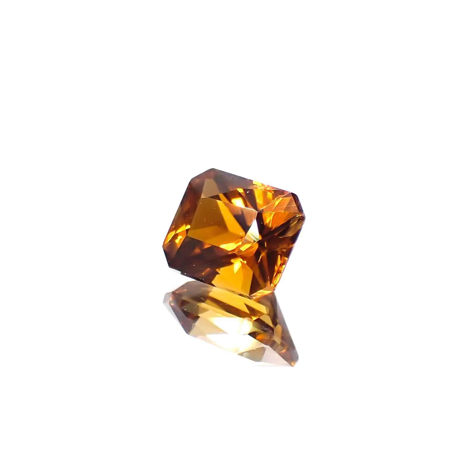ゴールデントルマリン モザンビーク/コンゴ産 1.03ct[231225197]6.3x5.3mm前後
