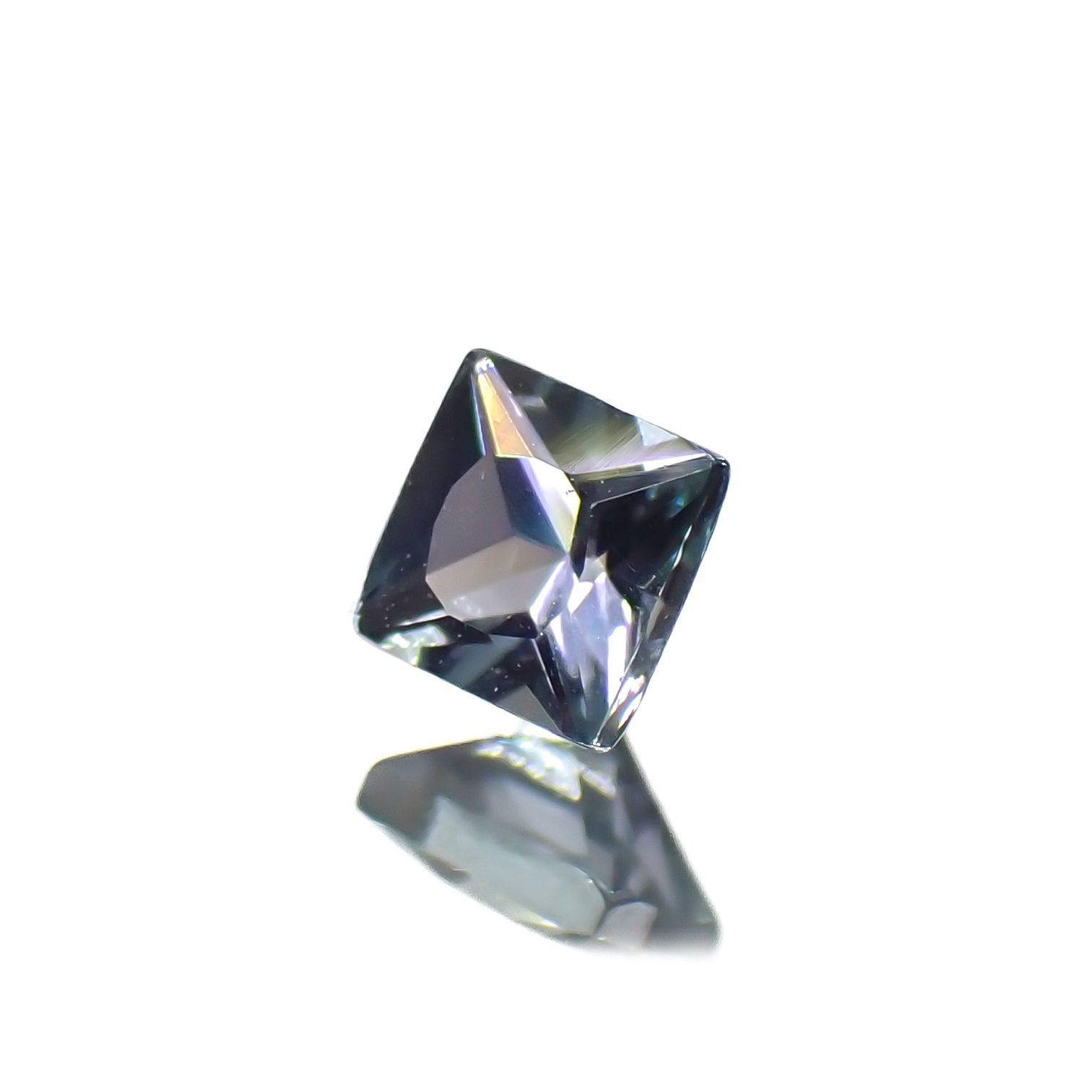 ◇プリンセスカット◇ブルーグリーンコーネルピン(宝石名コーネルピン)タンザニア産 0.067ct 識別済[221219237]2x2mm前後