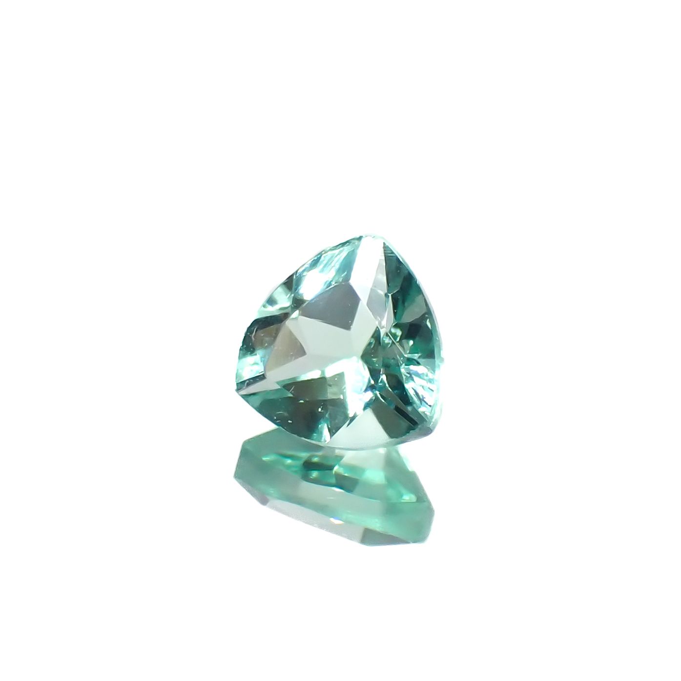 フローライト フルオレッセンス イギリス・ロジャリー鉱山産 0.74ct[230923326]5.7x5.6mm前後
