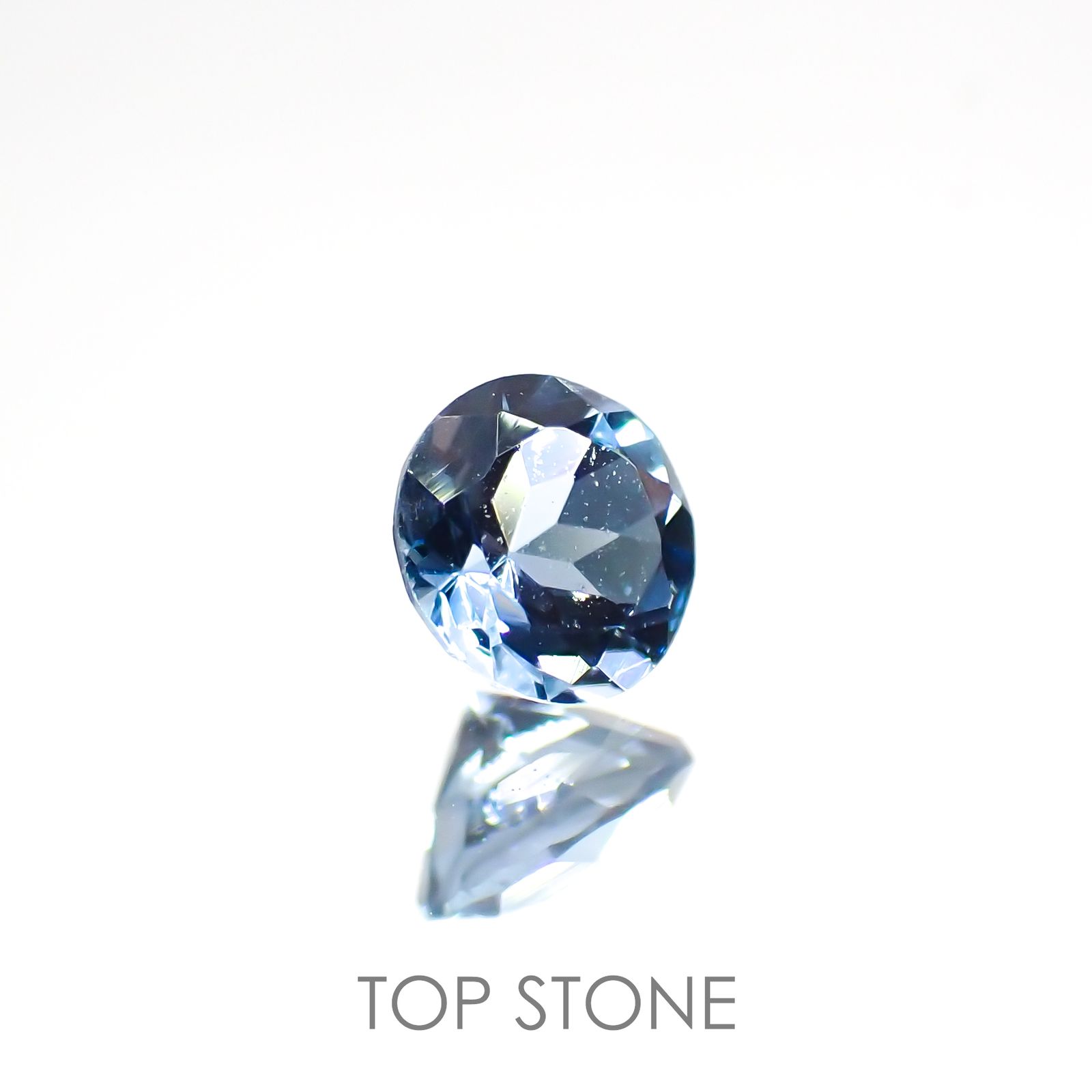 サンタマリアアクアマリン(宝石名アクアマリン)ブラジル産 0.22ct 識別済[220114677]4x3.9mm前後