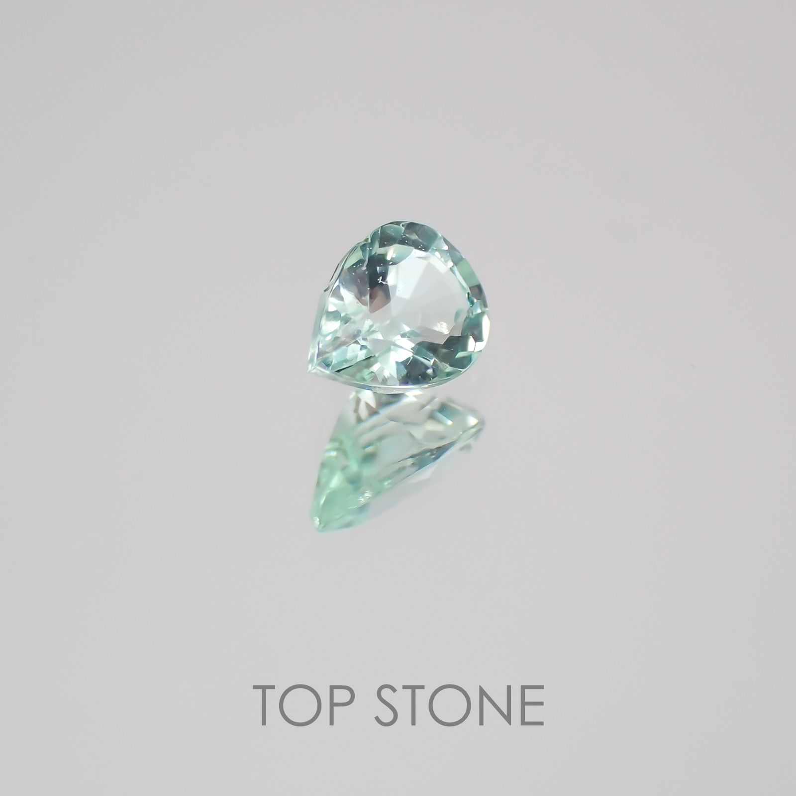 ミントベリル(宝石名グリーン・ベリル) ブラジル産 0.15ct 識別済[21059712]4.3×3.2mm前後