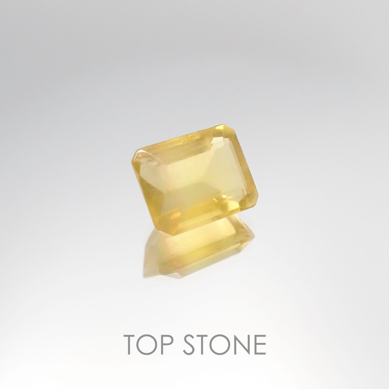 バイカラーフローライト ブラジル産 ルース 3.29ct[20106381]9×7mm前後